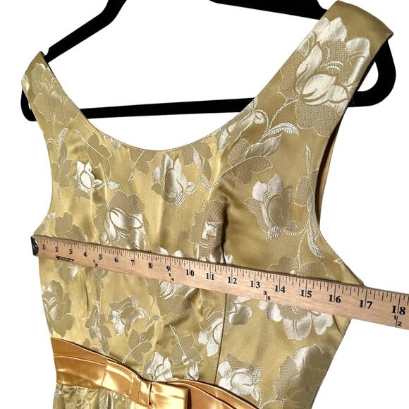 Vintage 1950s 1960s Gold Brocade 4 Cocktail Dress Knee Length Sleeveless Yellow - Picture 3 of 5